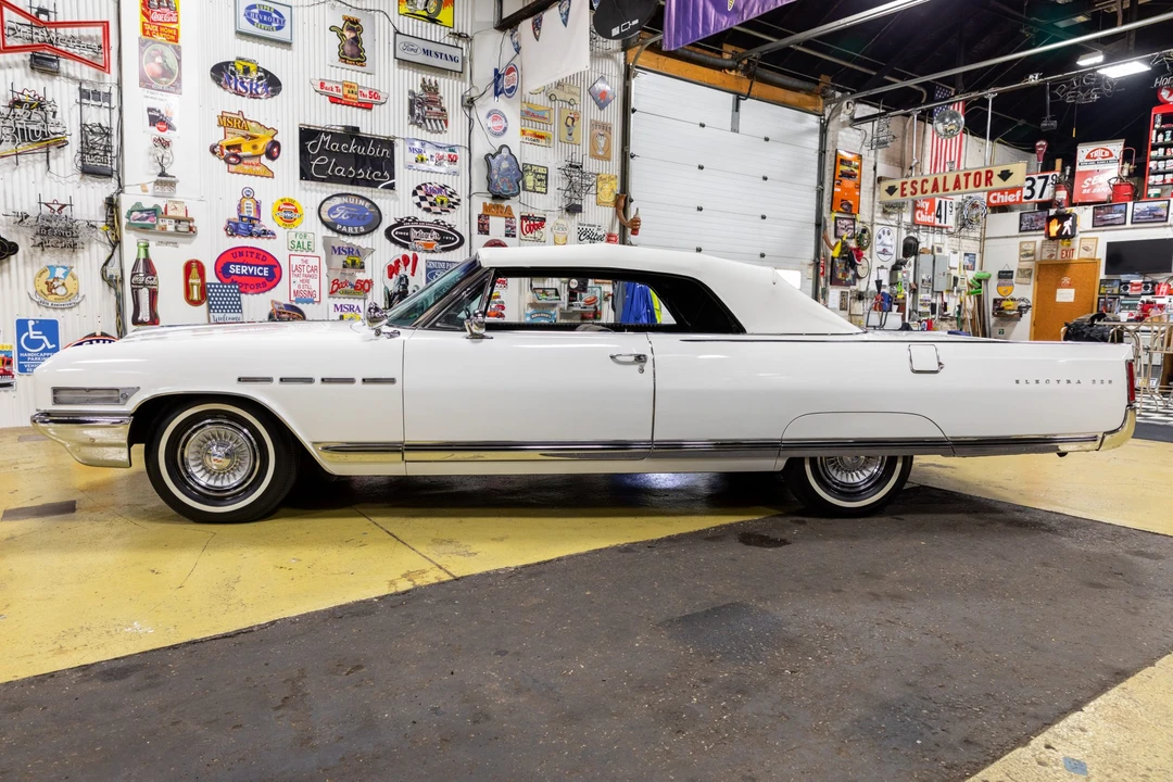 1964 Buick Electra - Image 3 of 31