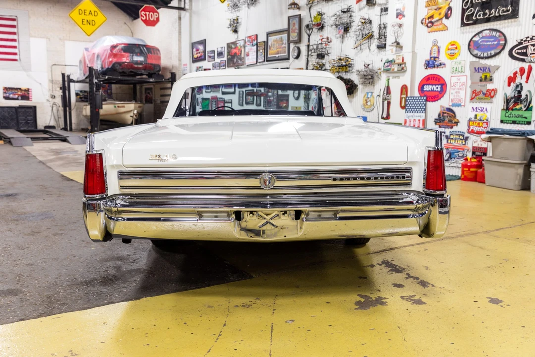 1964 Buick Electra - Image 5 of 31