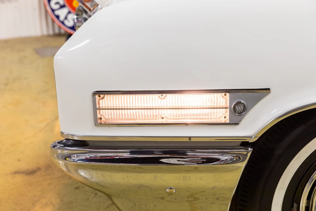 1964 Buick Electra - Image 19 of 31
