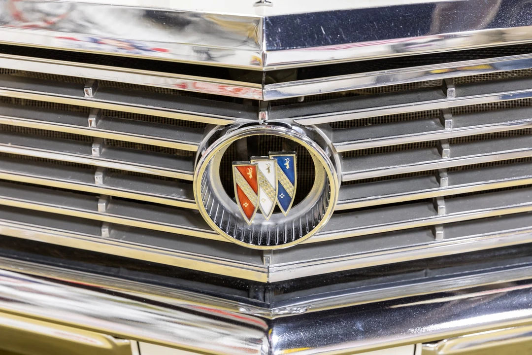 1964 Buick Electra - Image 28 of 31
