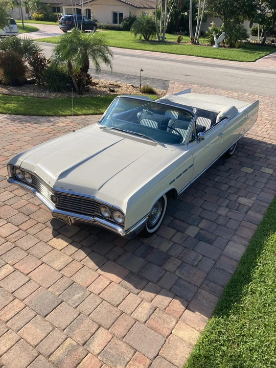 1964 Buick Electra - Image 2 of 31