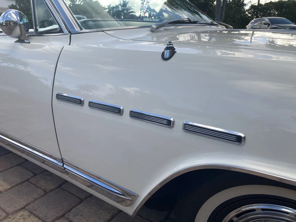 1964 Buick Electra - Image 24 of 31