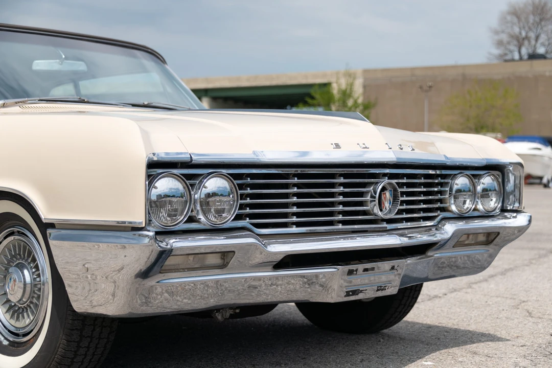 1964 Buick Electra - Image 30 of 31