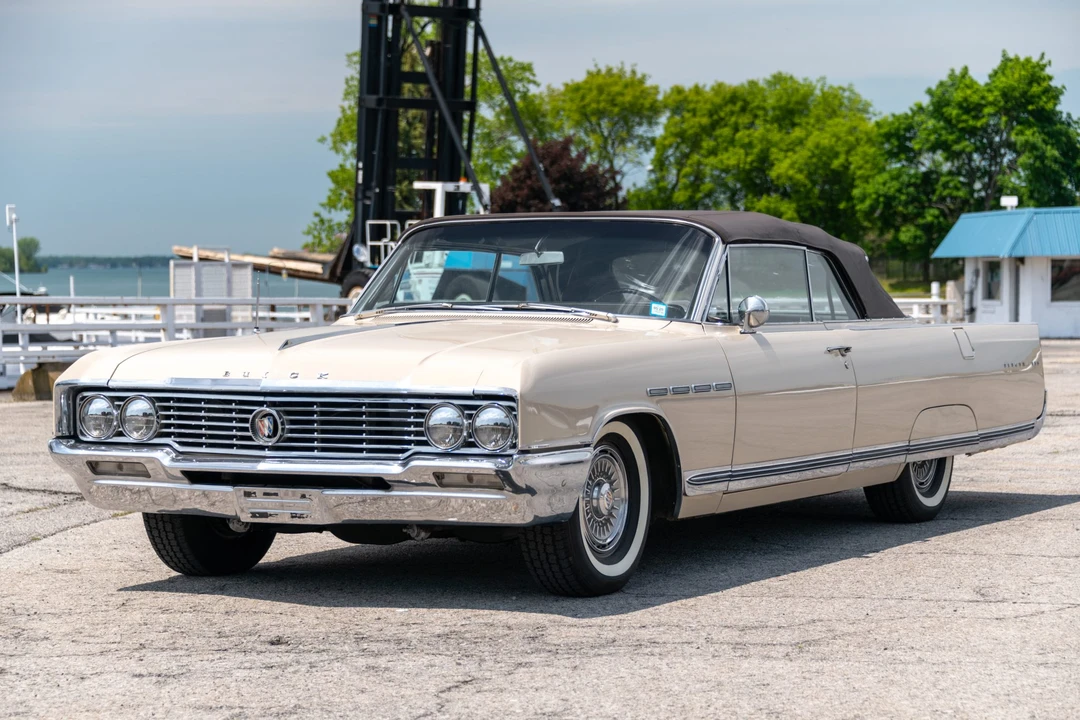 1964 Buick Electra - Image 10 of 31