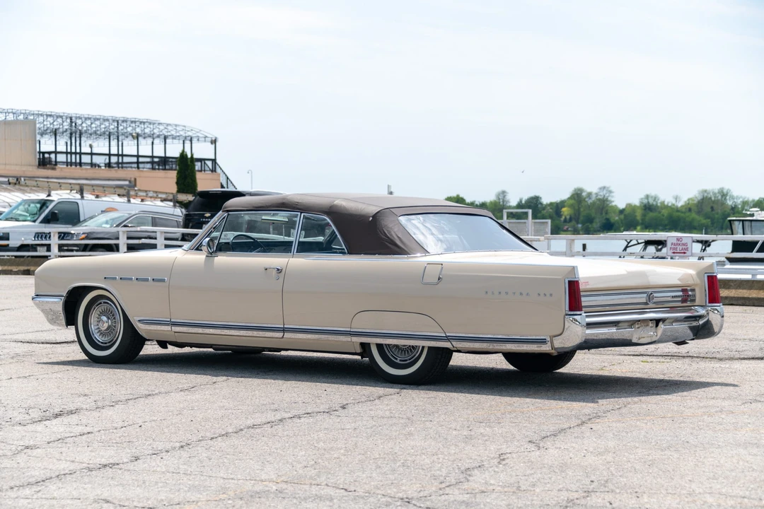 1964 Buick Electra - Image 18 of 31