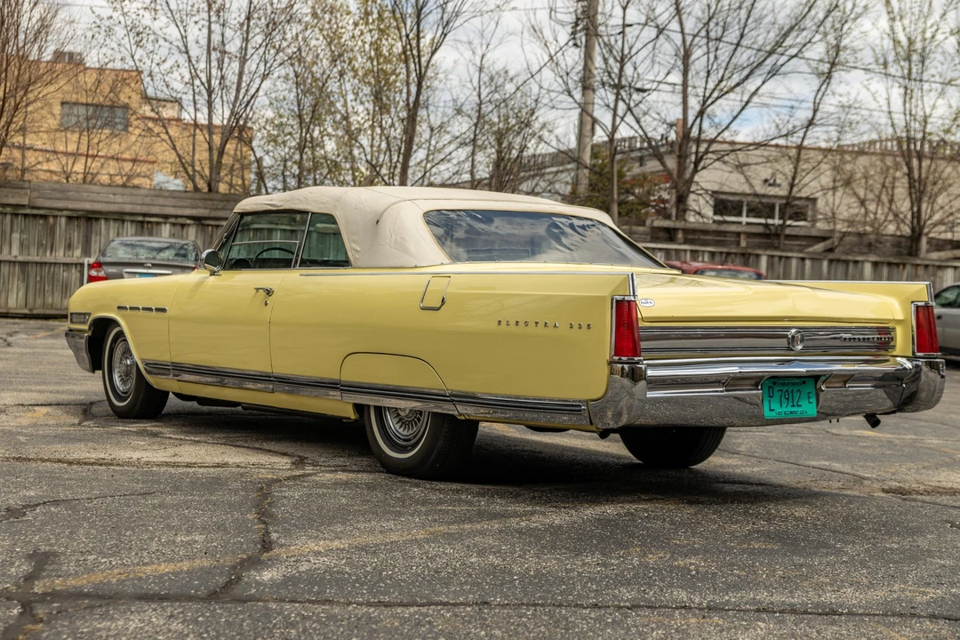 1964 Buick Electra - Image 7 of 31