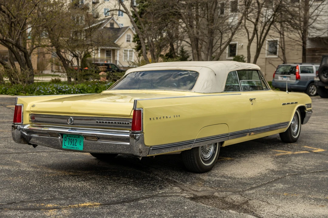 1964 Buick Electra - Image 11 of 31