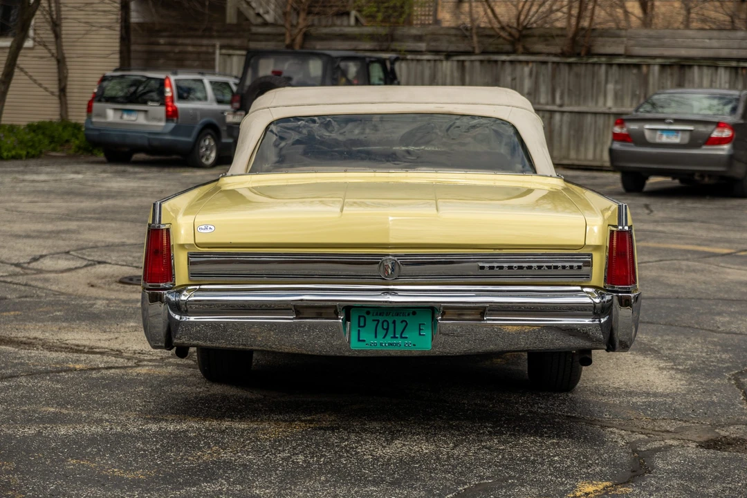 1964 Buick Electra - Image 8 of 31