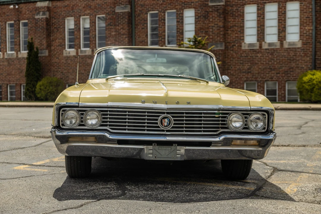 1964 Buick Electra - Image 17 of 31