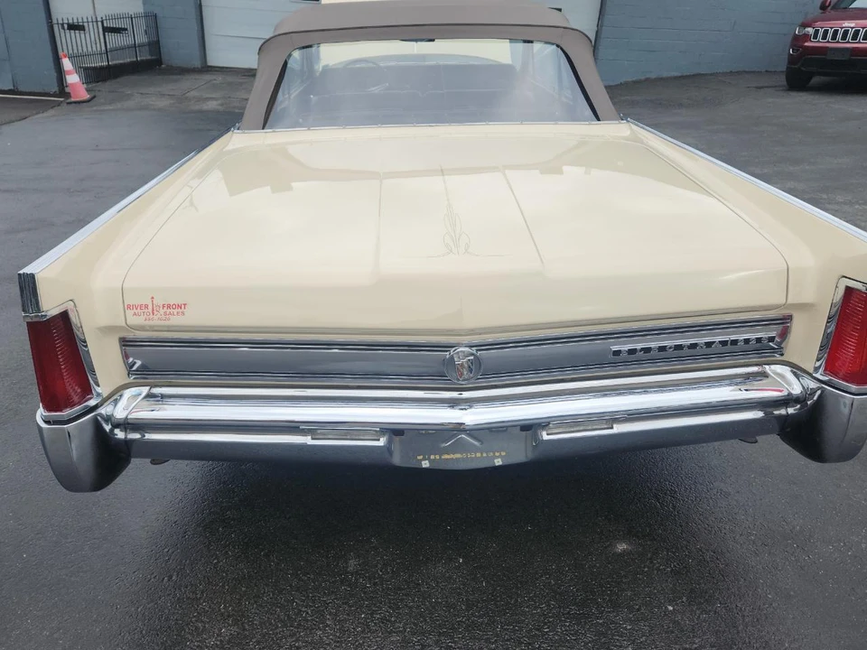 1964 Buick Electra - Image 14 of 30