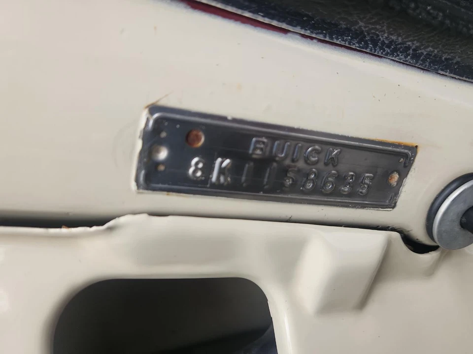 1964 Buick Electra - Image 24 of 30