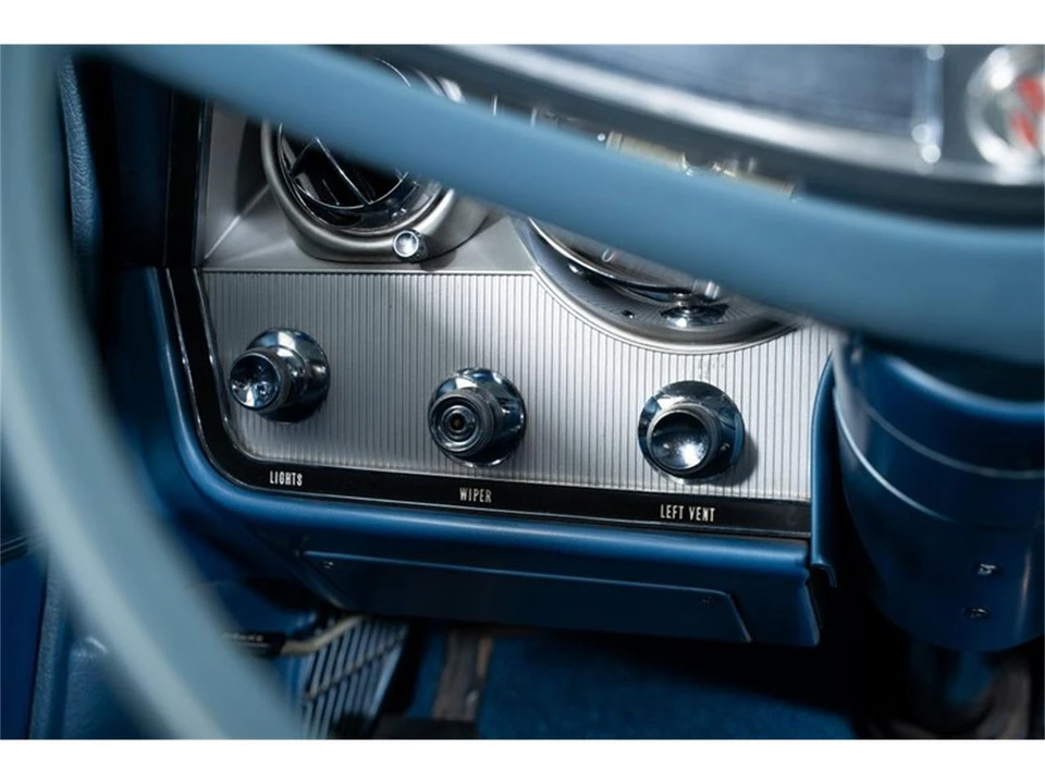 1964 Buick LeSabre - Image 28 of 31