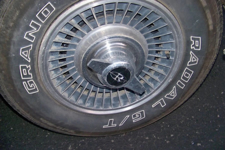 1964 Buick Riviera 1st Gen - Image 16 of 31