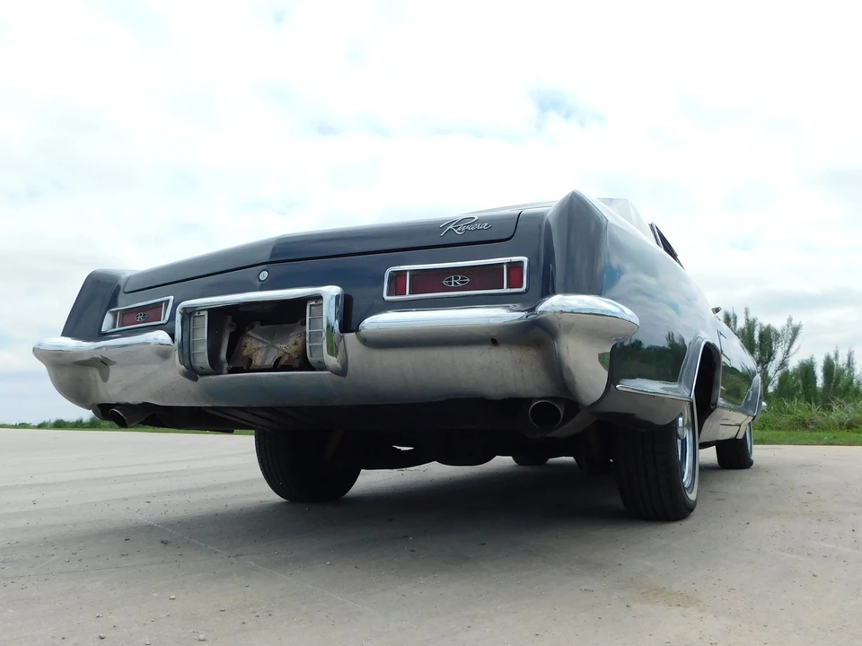 1964 Buick Riviera 1st Gen - Image 17 of 31