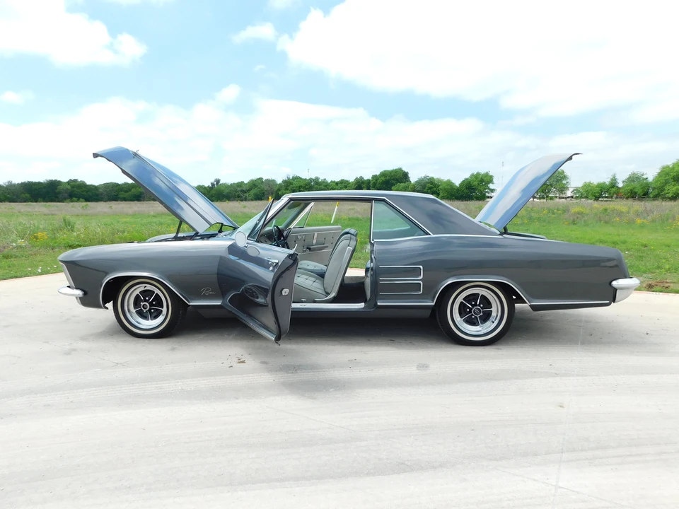 1964 Buick Riviera 1st Gen - Image 29 of 31