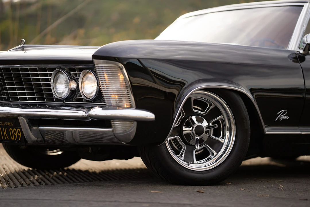 1964 Buick Riviera 1st Gen - Image 17 of 31
