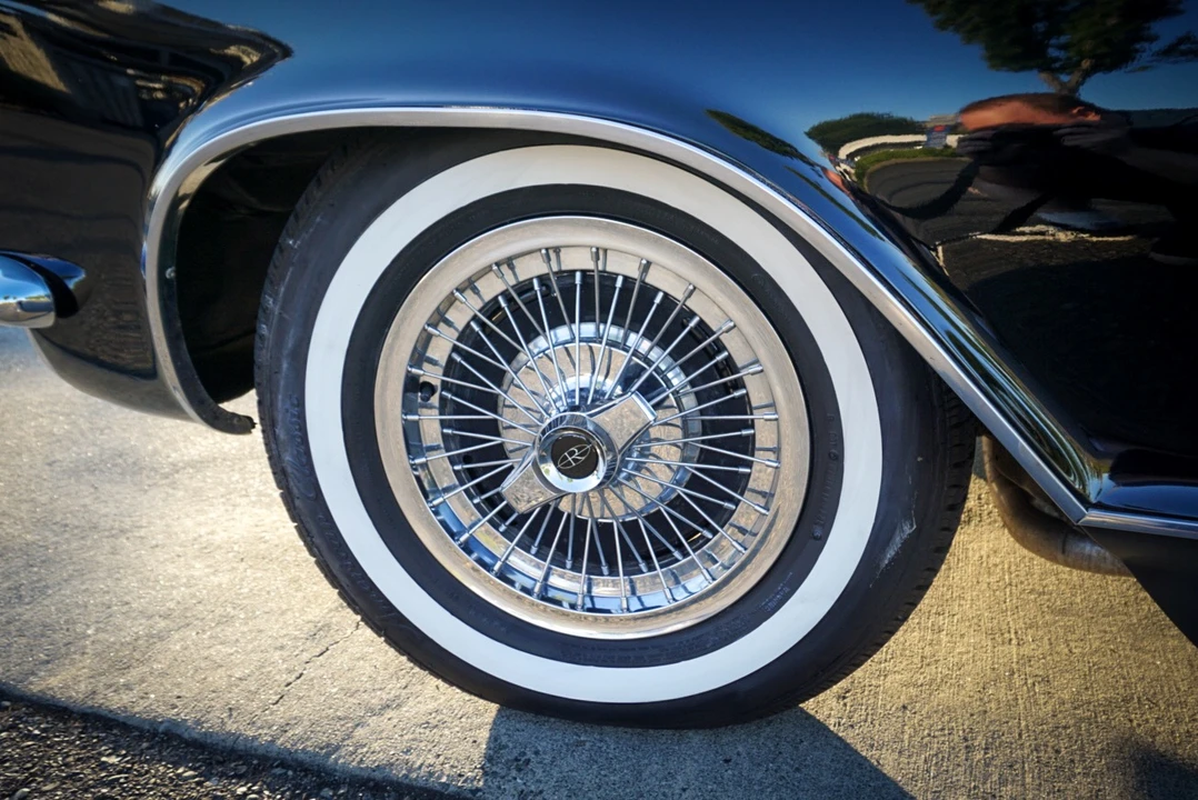 1964 Buick Riviera 1st Gen - Image 22 of 31