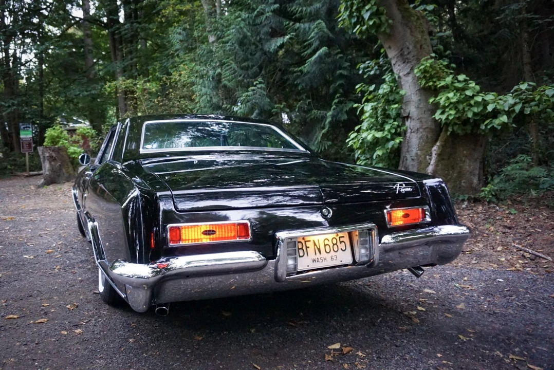 1964 Buick Riviera 1st Gen - Image 9 of 31