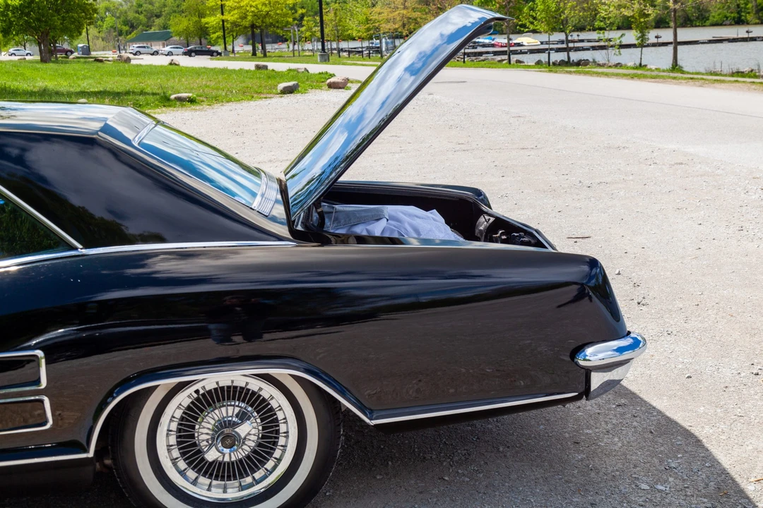 1964 Buick Riviera 1st Gen - Image 26 of 31
