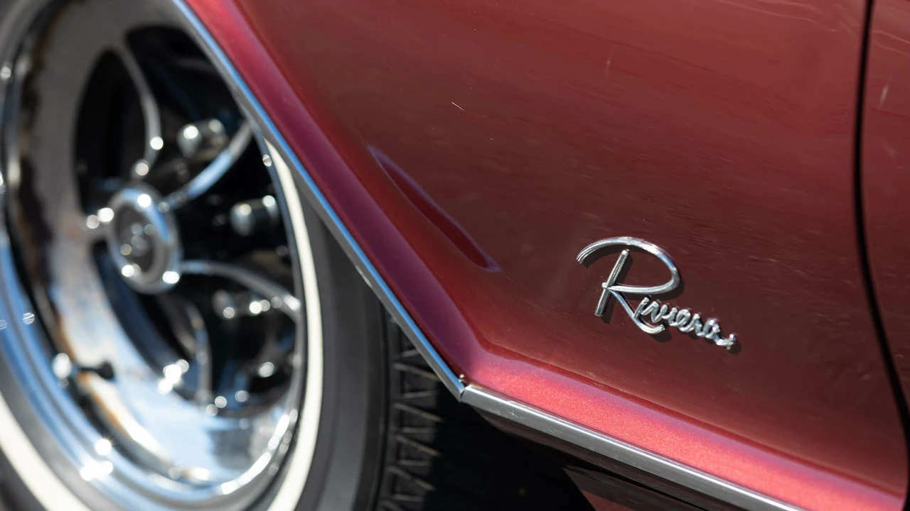 1964 Buick Riviera 1st Gen - Image 13 of 25