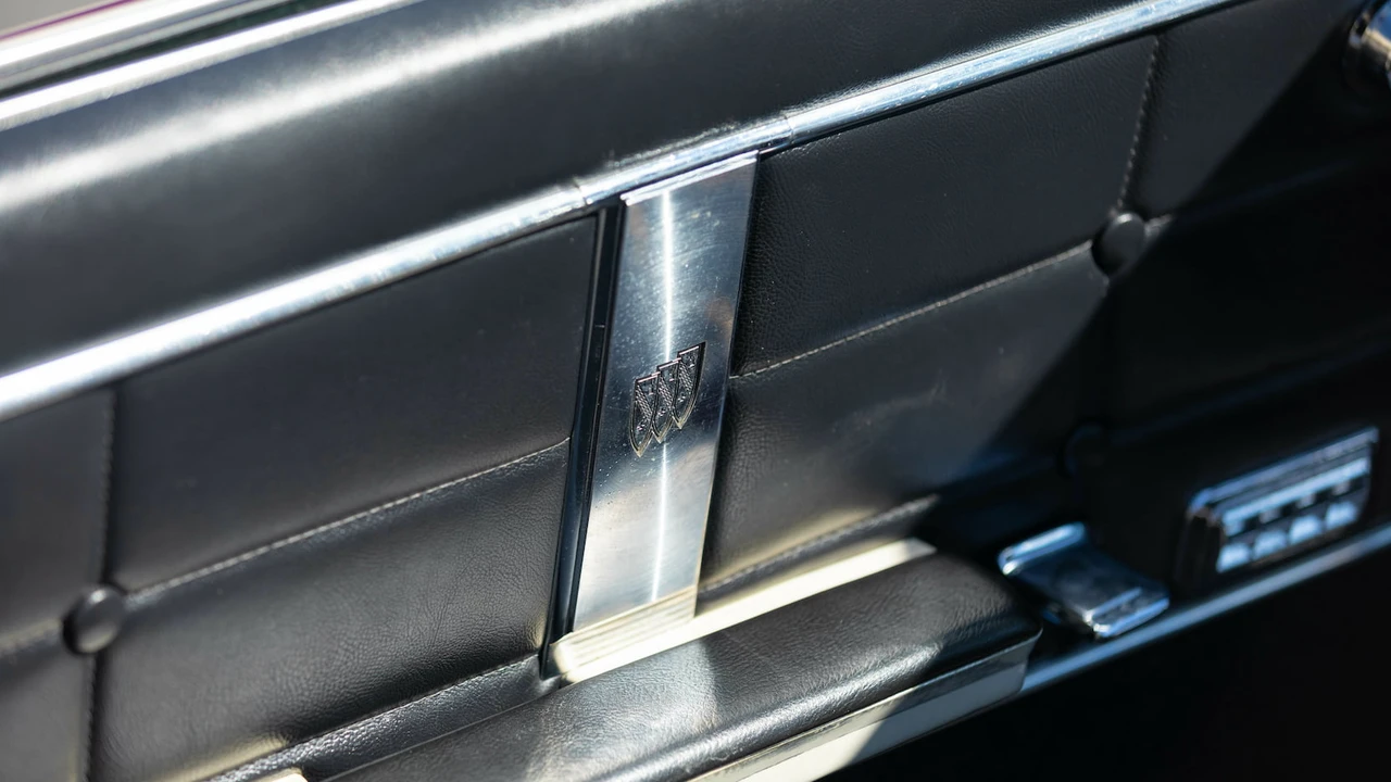1964 Buick Riviera 1st Gen - Image 22 of 25