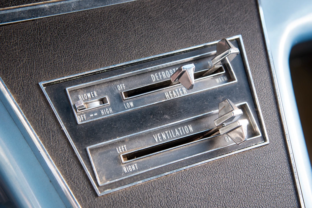 1964 Buick Riviera 1st Gen - Image 28 of 31