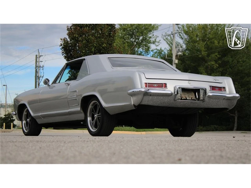 1964 Buick Riviera 1st Gen - Image 11 of 31