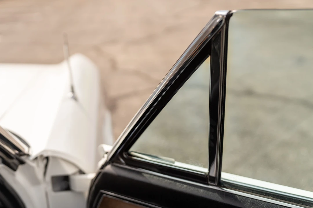 1964 Buick Riviera 1st Gen - Image 22 of 31