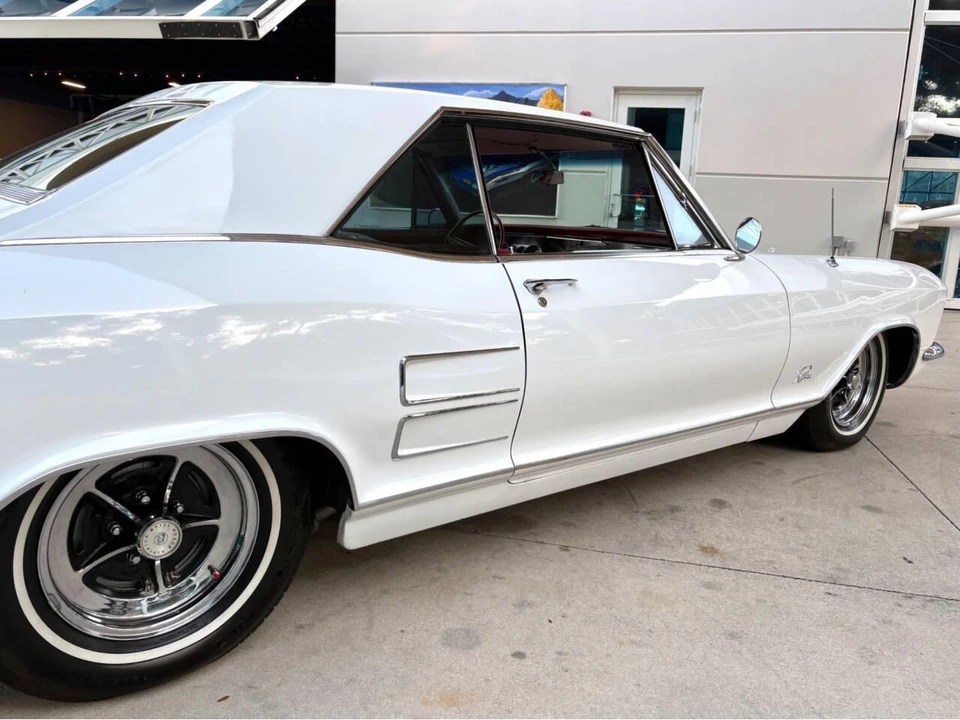 1964 Buick Riviera 1st Gen - Image 17 of 31