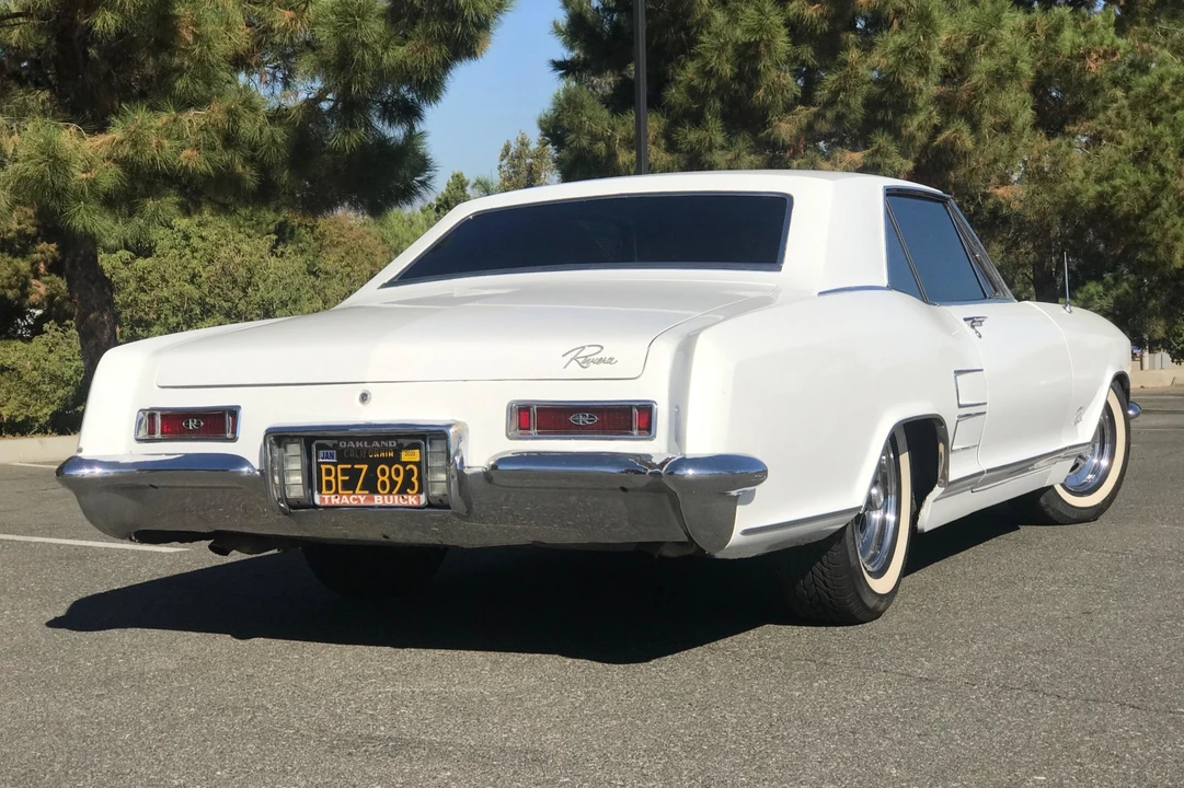 1964 Buick Riviera 1st Gen - Image 11 of 31