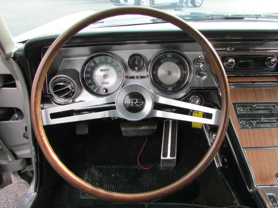 1964 Buick Riviera 1st Gen - Image 7 of 11