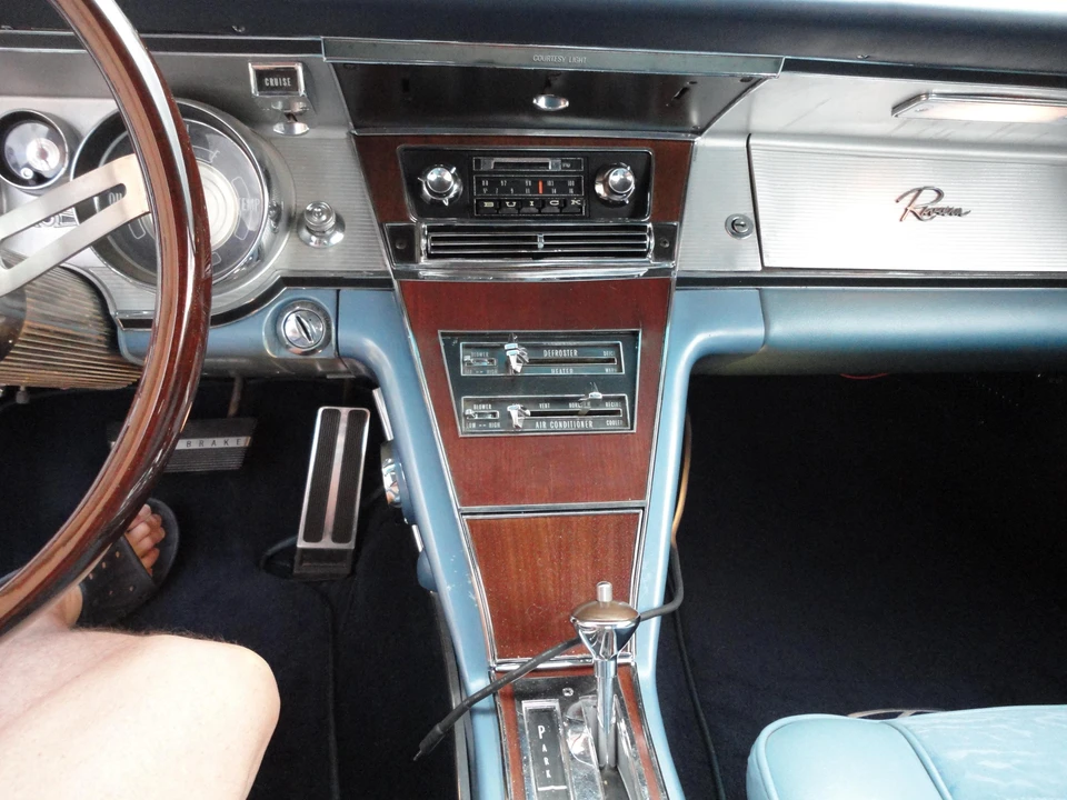 1964 Buick Riviera 1st Gen - Image 20 of 31