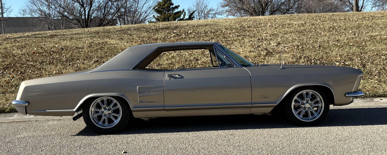 1964 Buick Riviera 1st Gen - Image 15 of 31