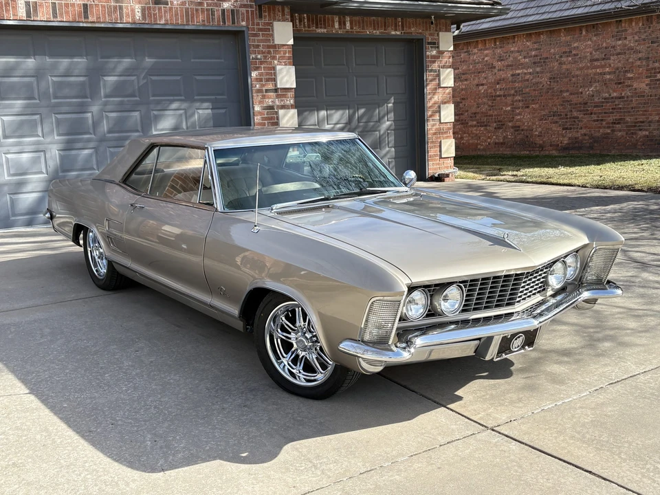 1964 Buick Riviera 1st Gen - Image 9 of 31