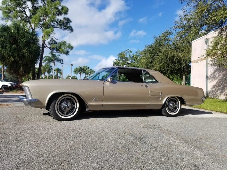 1964 Buick Riviera 1st Gen - Image 17 of 31
