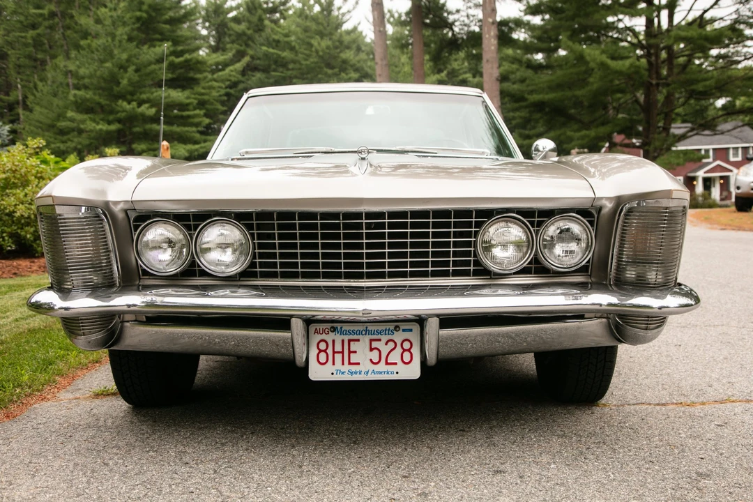 1964 Buick Riviera 1st Gen - Image 9 of 31