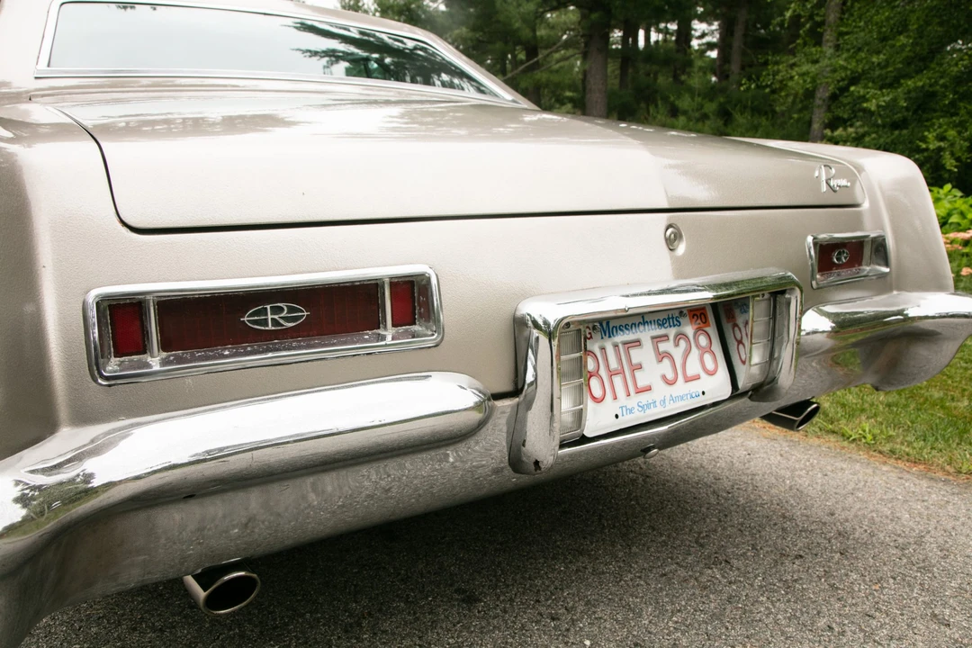 1964 Buick Riviera 1st Gen - Image 23 of 31