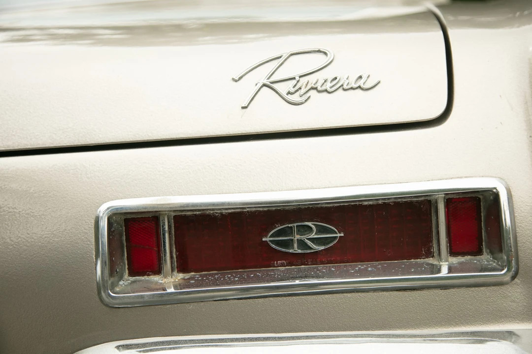 1964 Buick Riviera 1st Gen - Image 24 of 31