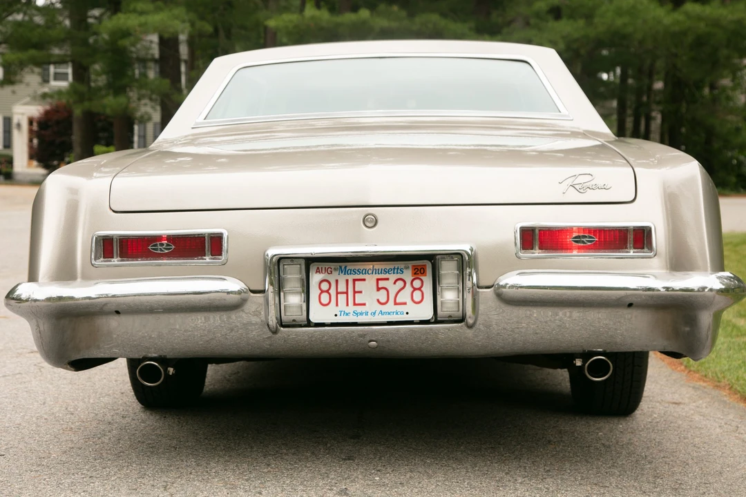 1964 Buick Riviera 1st Gen - Image 14 of 31