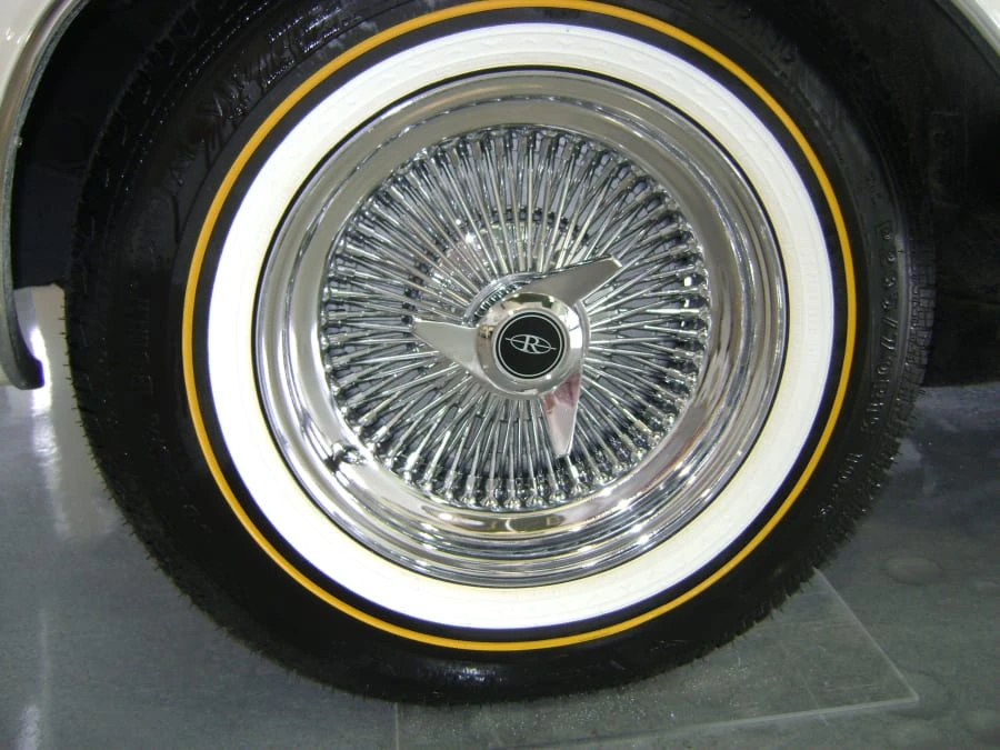 1964 Buick Riviera 1st Gen - Image 7 of 8