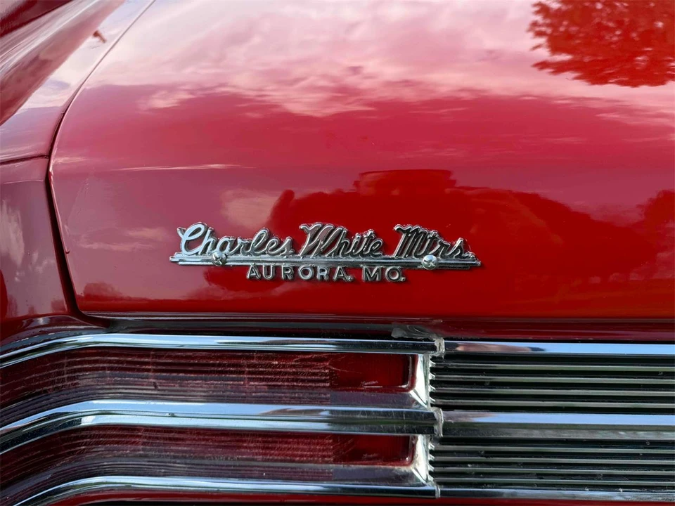 1964 Buick Wildcat - Image 17 of 31