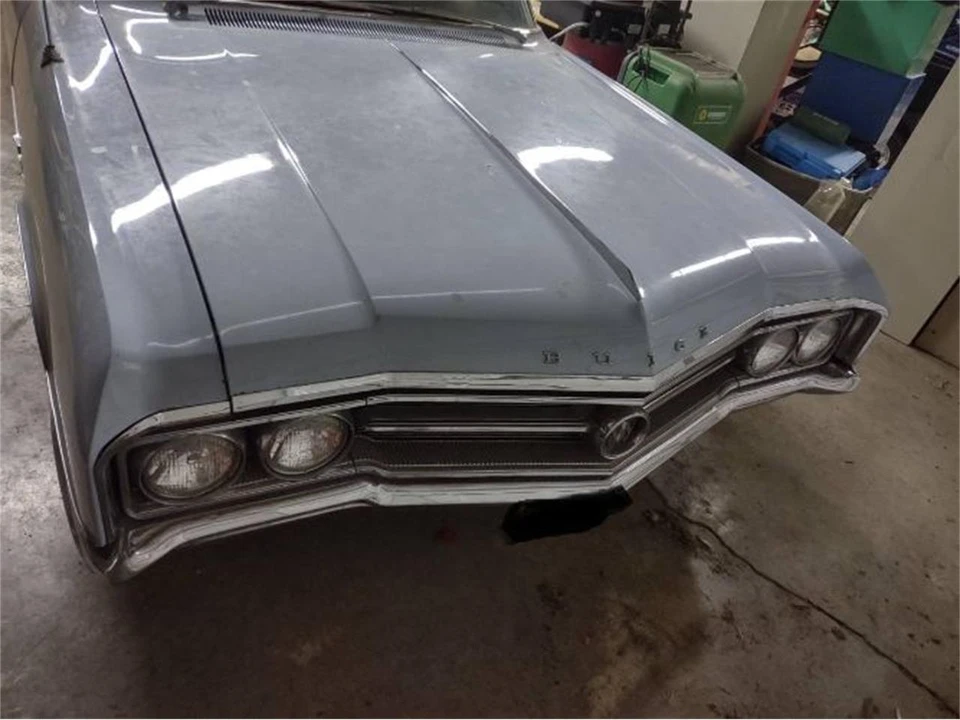 1964 Buick Wildcat - Image 3 of 18