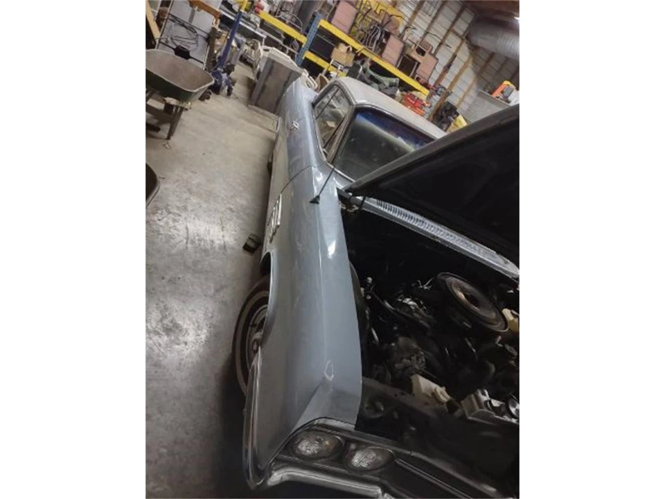 1964 Buick Wildcat - Image 9 of 18