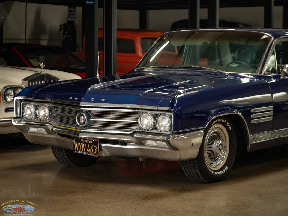 1964 Buick Wildcat - Image 4 of 31