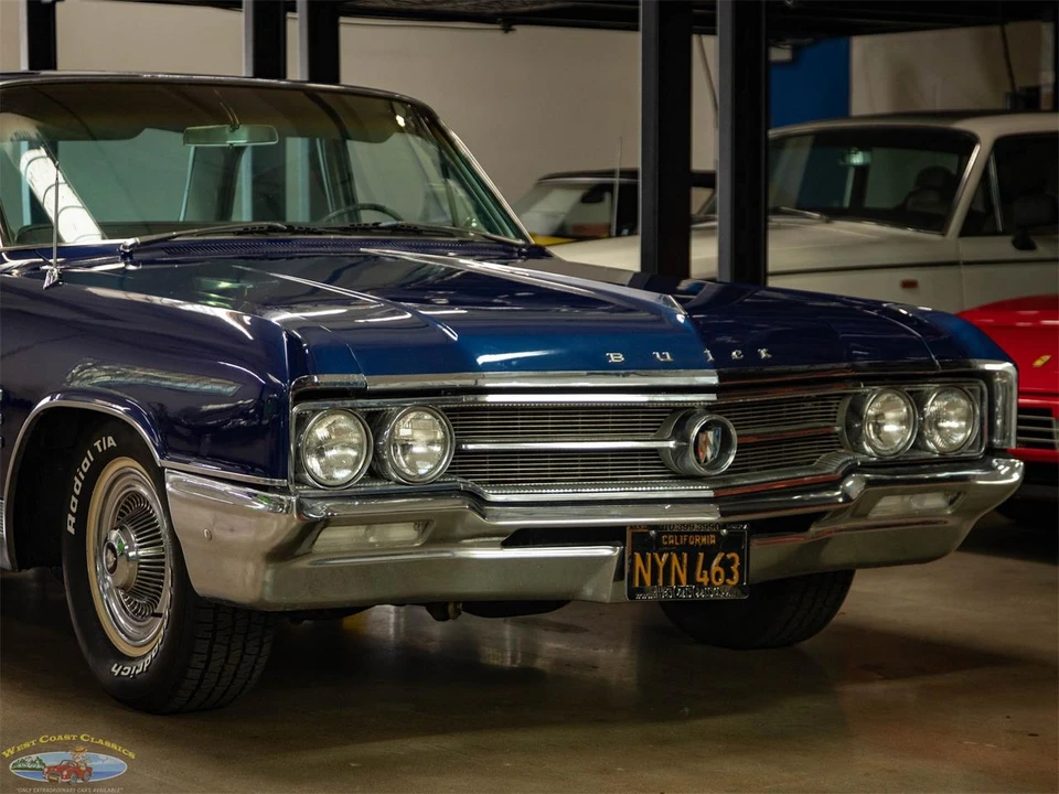 1964 Buick Wildcat - Image 8 of 31