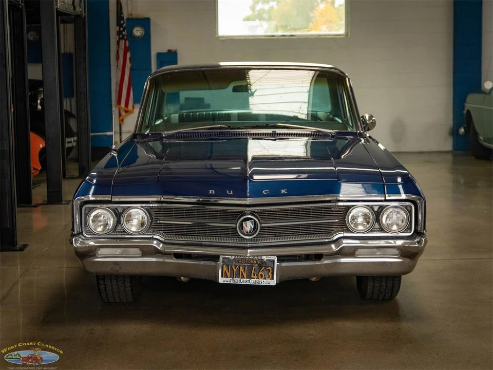 1964 Buick Wildcat - Image 9 of 31