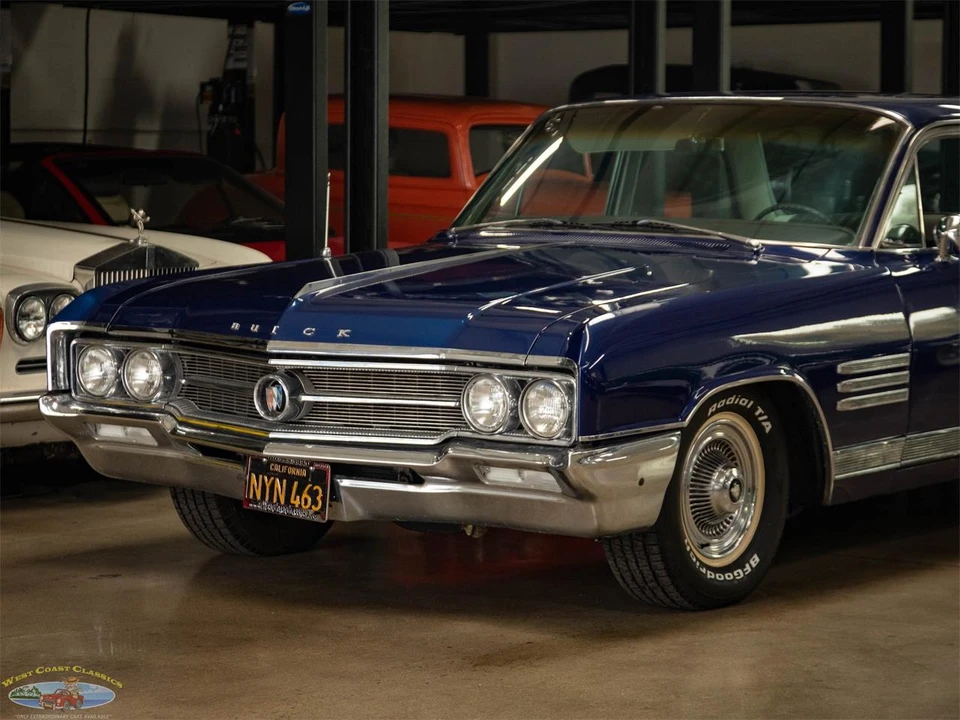 1964 Buick Wildcat - Image 4 of 31