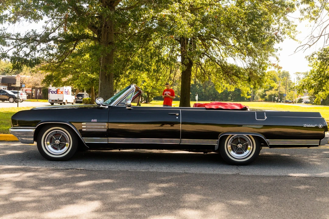 1964 Buick Wildcat - Image 10 of 31