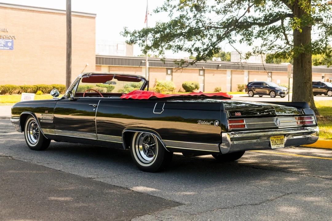 1964 Buick Wildcat - Image 11 of 31