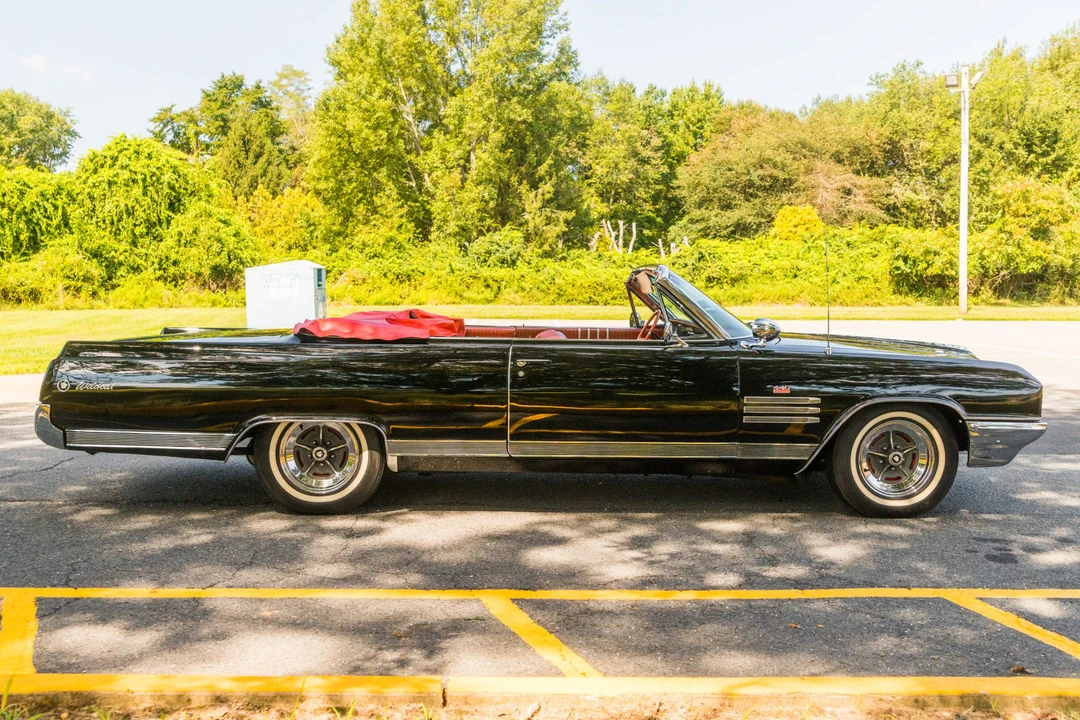 1964 Buick Wildcat - Image 14 of 31